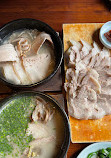 EomYongBaek Doejigukbap Jonggak