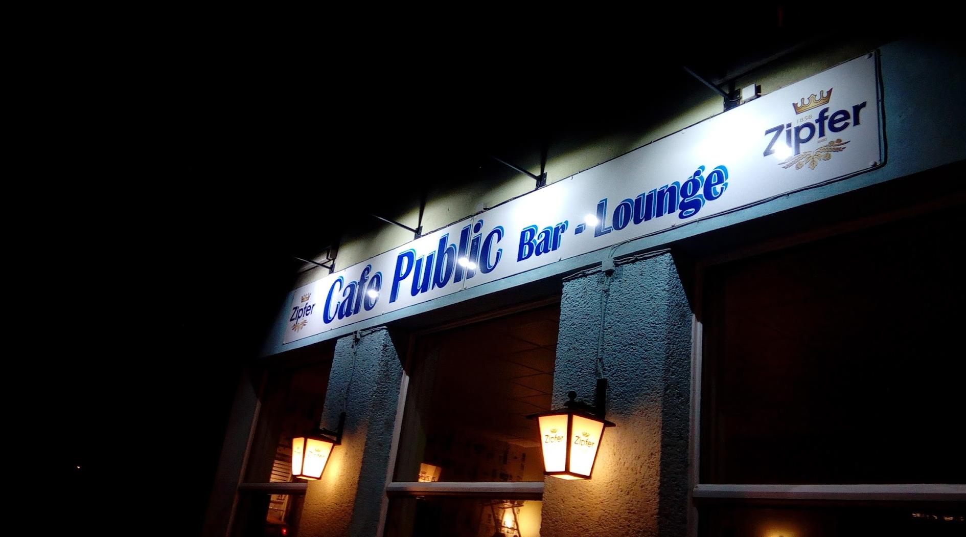 Cafe Public