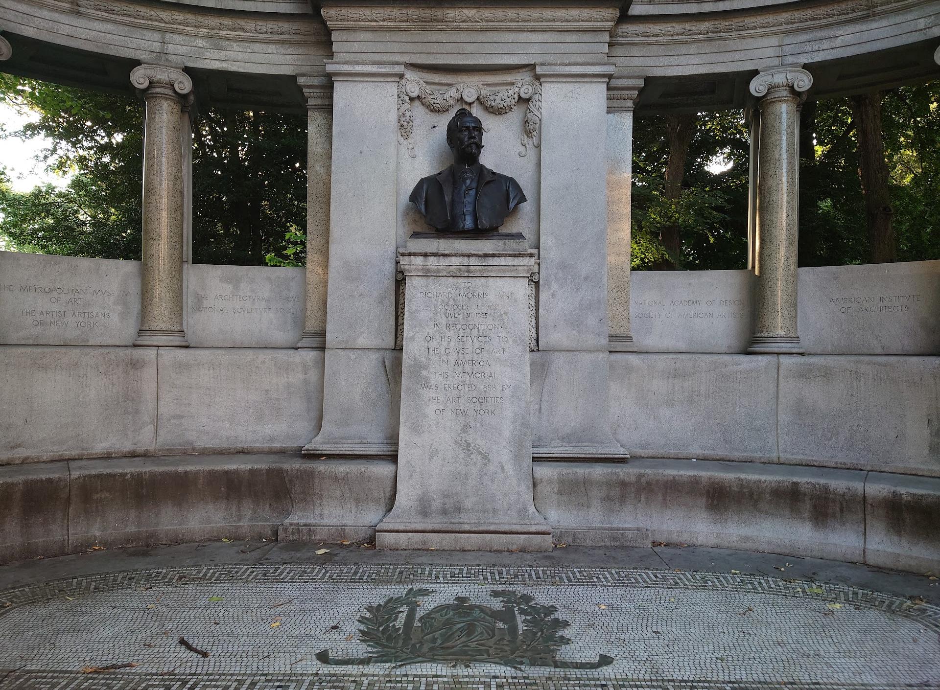 El monumento a Richard Morris Hunt