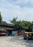 Splendid China Folk Culture Village (锦绣中华民俗村)