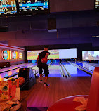 Bowlero Chelsea Piers