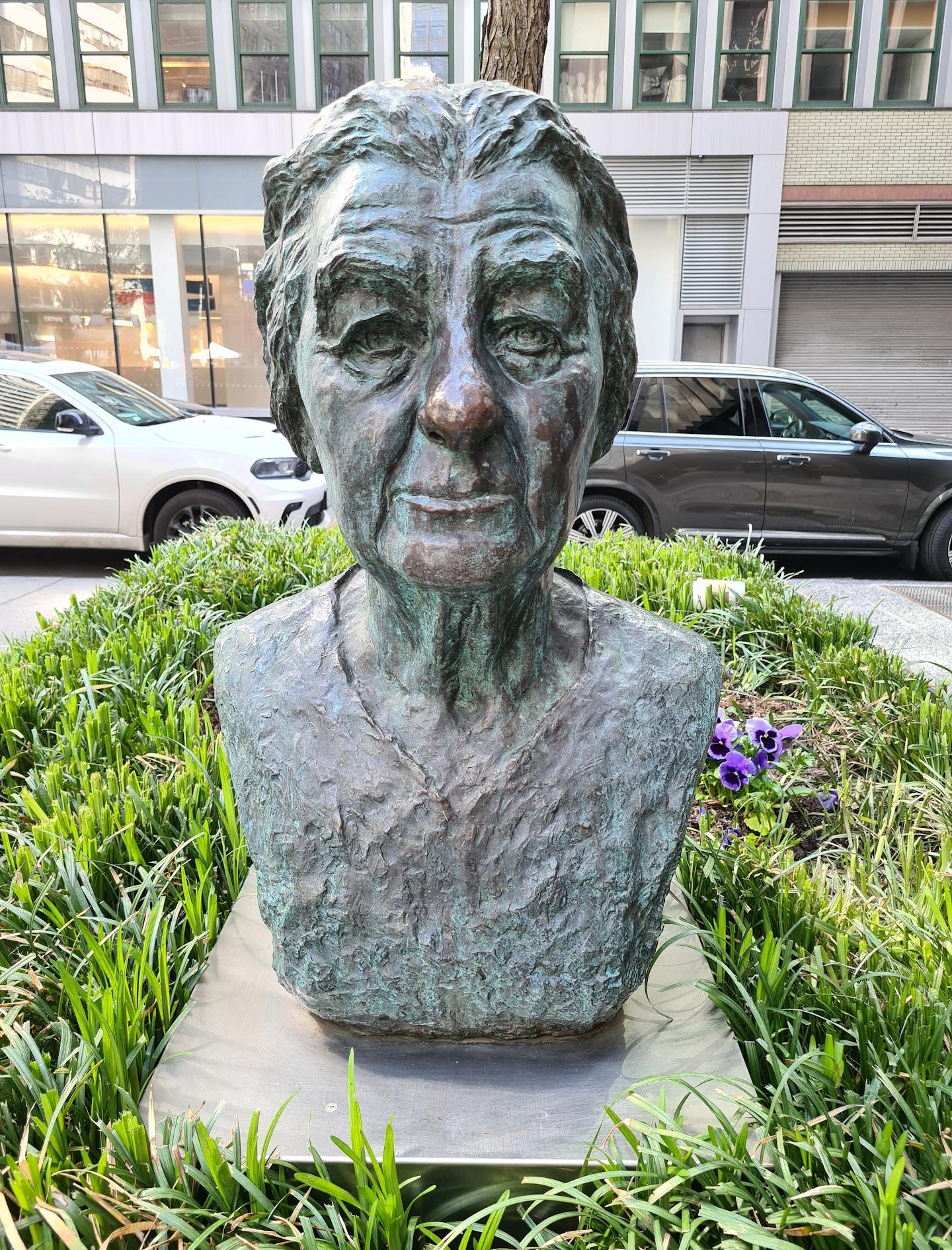 Statua di Golda Meir