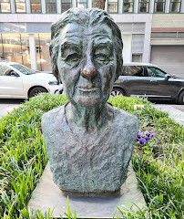 Golda Meir Statue
