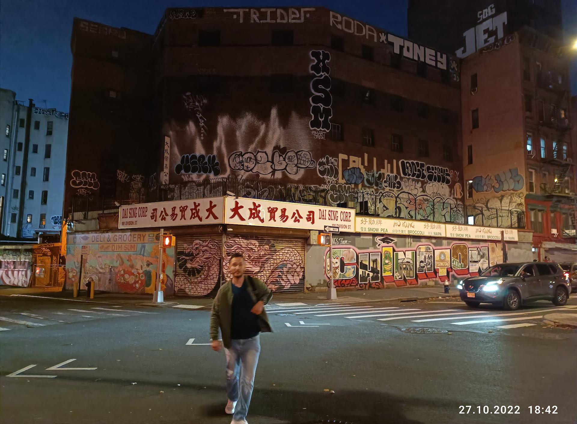 Greetings from Chinatown Mural