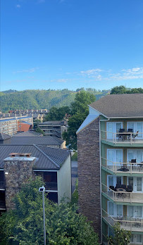 Sidney James Mountain Lodge - Downtown Gatlinburg