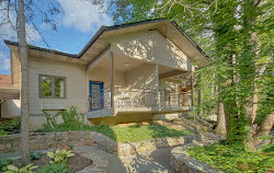 Sidney James Mountain Lodge - Downtown Gatlinburg