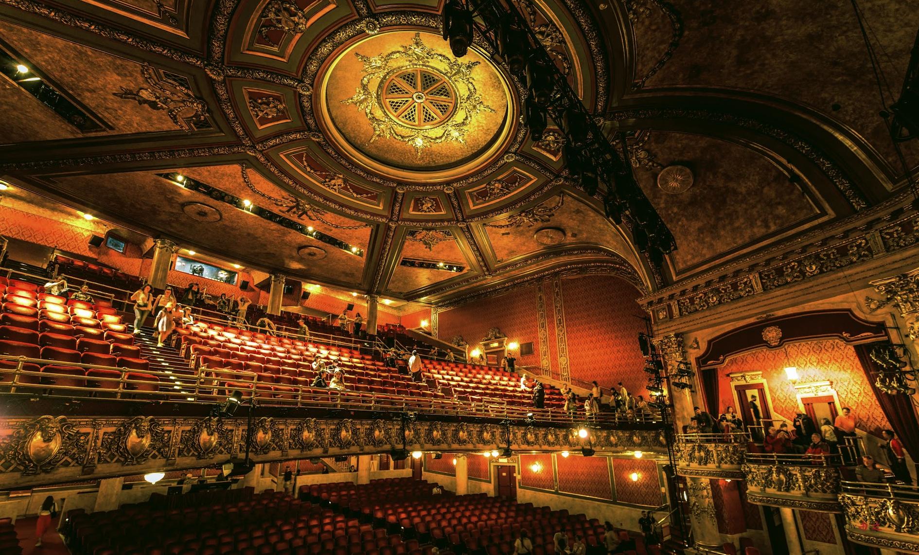 Centro de Teatro Elgin e Winter Garden