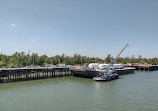 Paddlewheeler Creole Queen