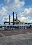 Paddlewheeler Creole Queen