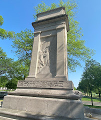 Monumento a Juan Pablo Jones