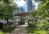 Harbour Square Park West