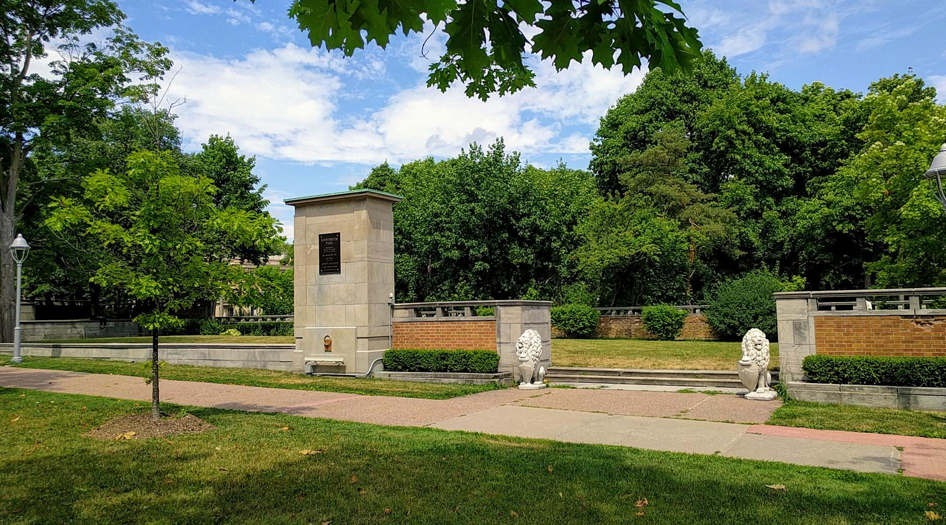 Sunnybrook Hospital Park