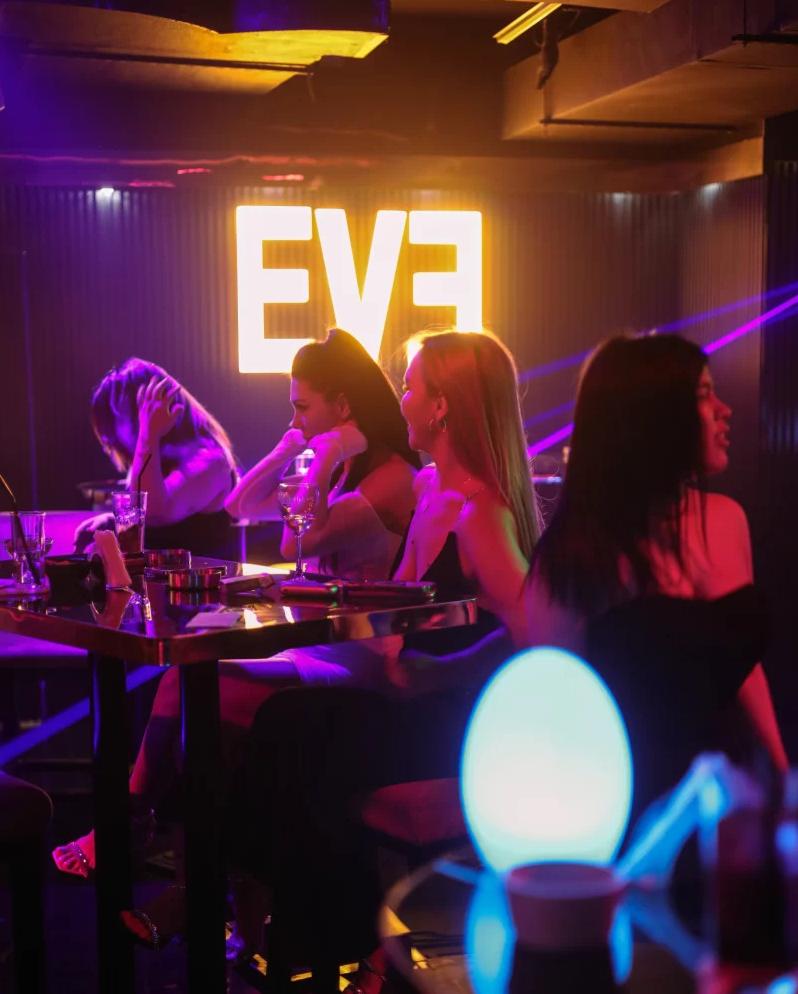 Eve Lounge Clube Russo