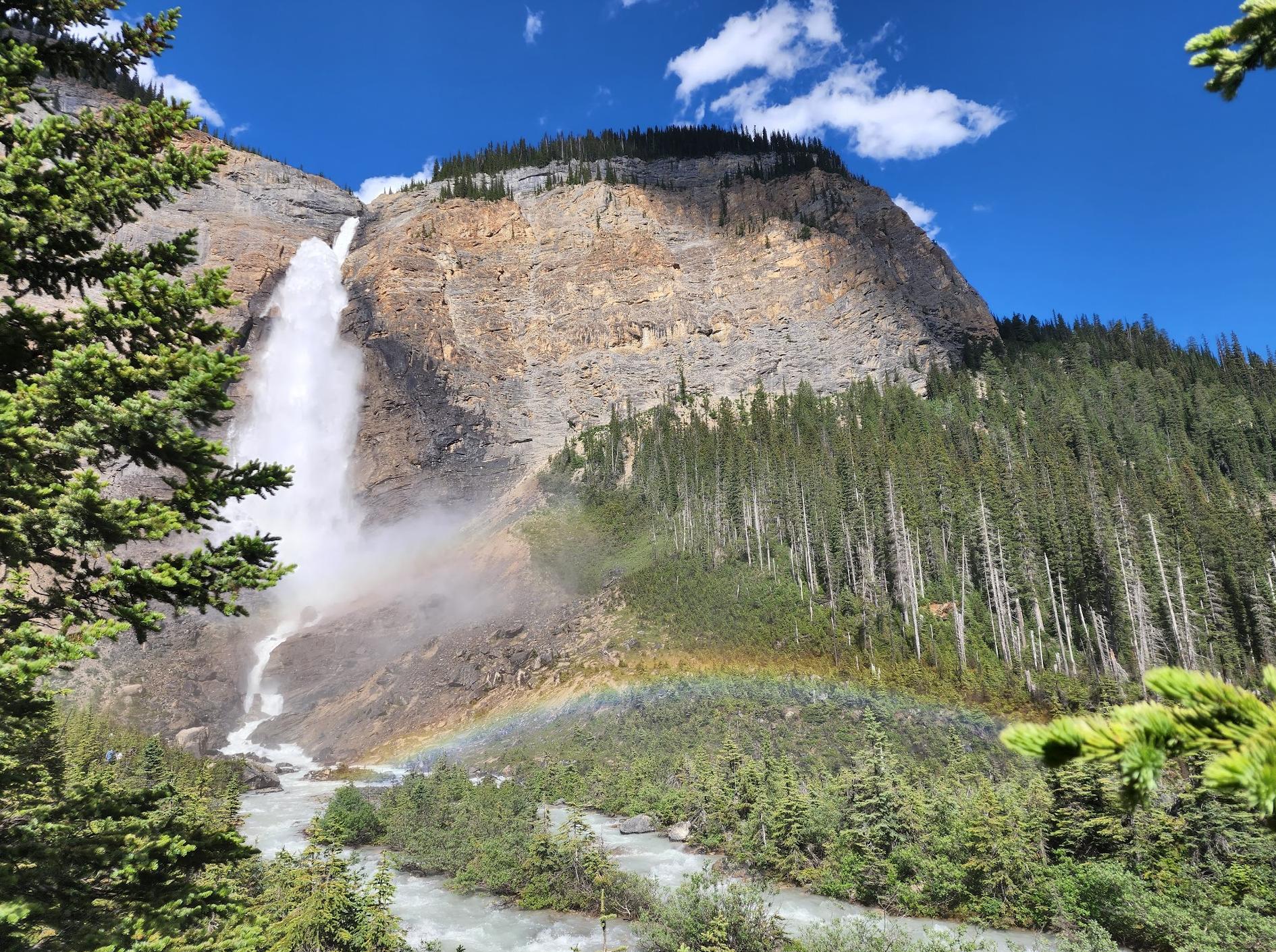 Takakkaw Falls Parking Lot