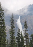 Takakkaw Falls Parking Lot