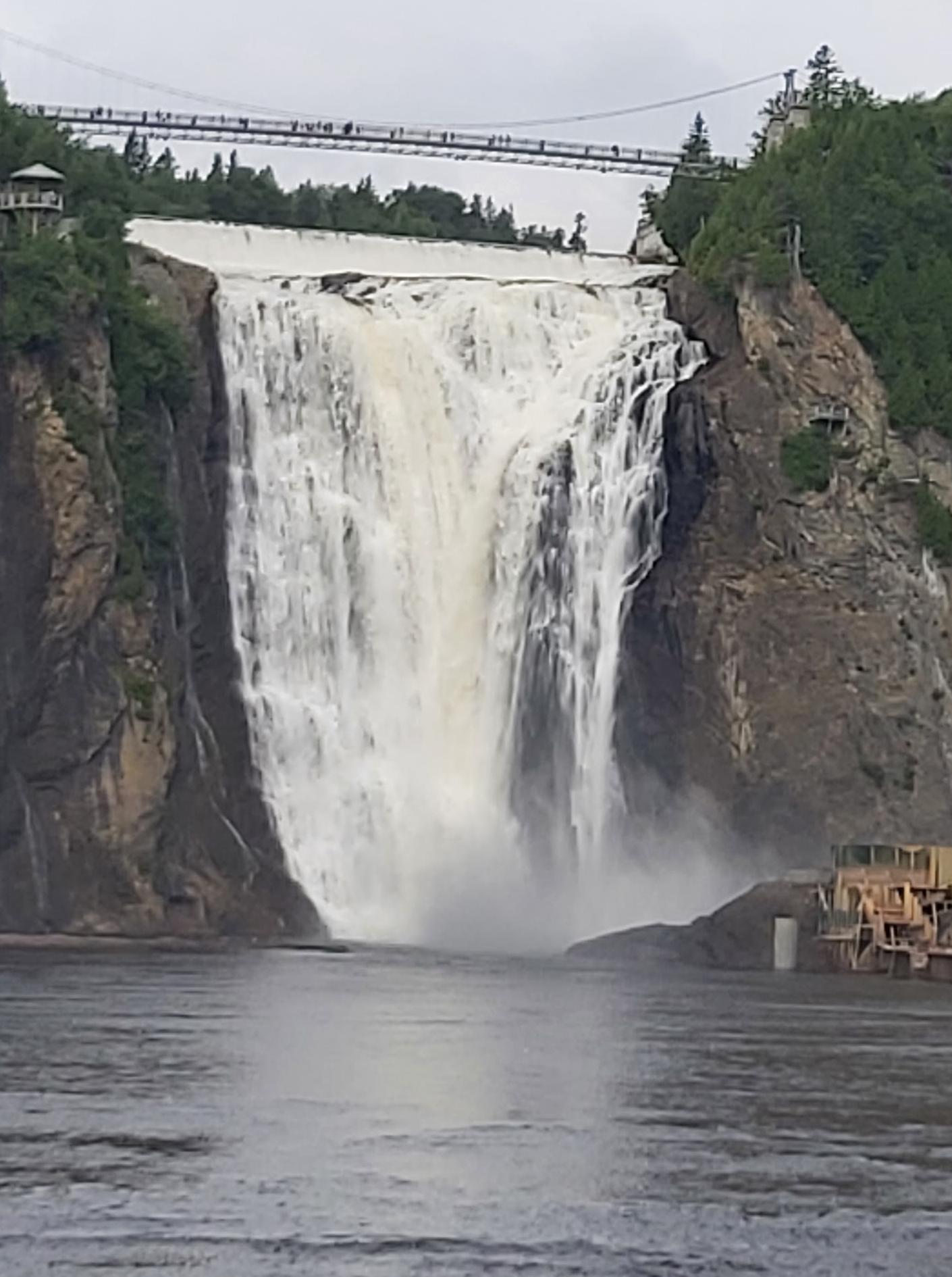 Montmorency Falls Parking