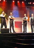 Dublin's Irish Tenors And The Celtic Ladies