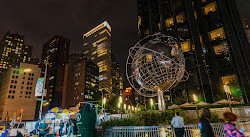 Escultura de globo en Columbus Circle
