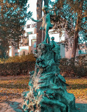 Статуя Питера Пэна