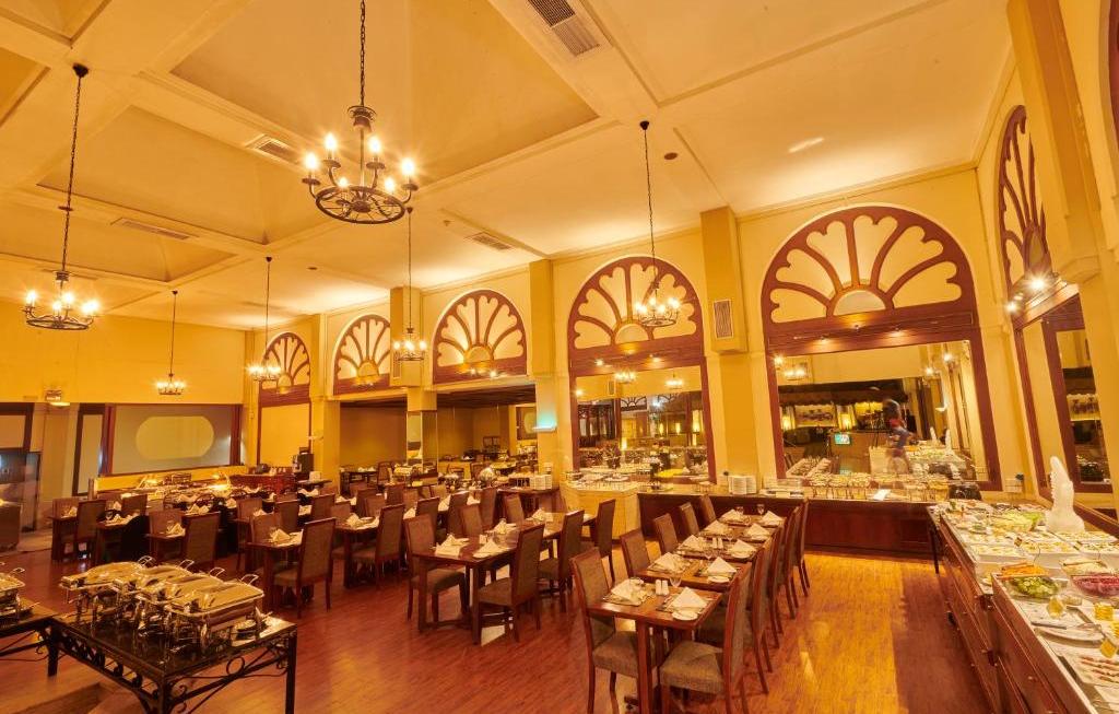 The Coffee Shop - Galadari Hotel