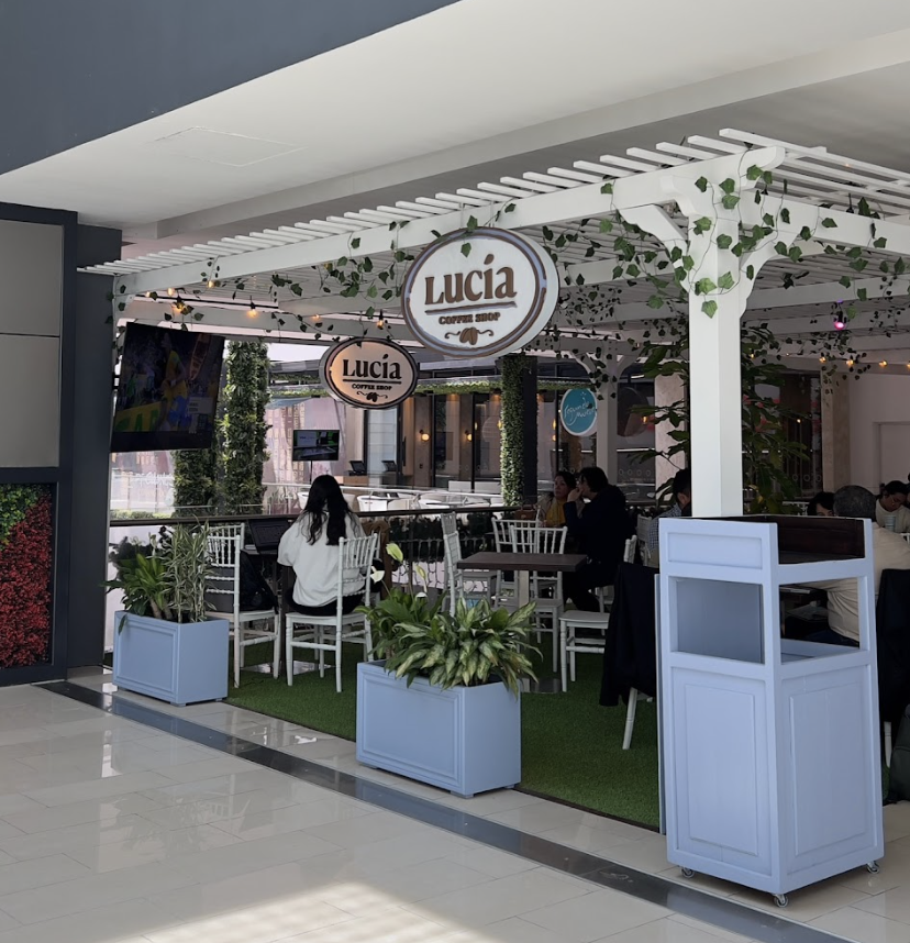 Lucia Coffee Shop (Quicentro)