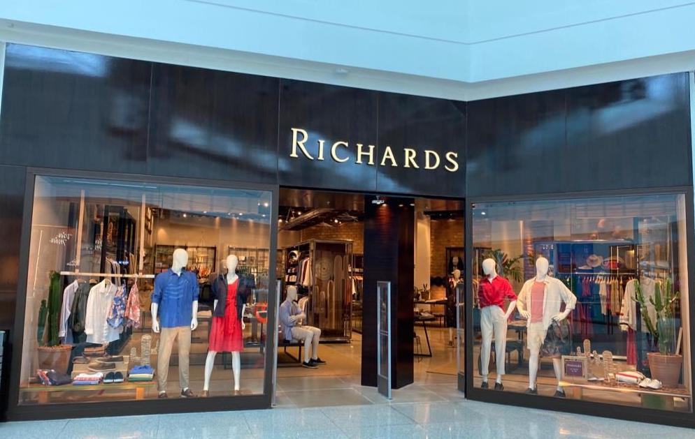 RICHARDS SHOPPING RIO MAR