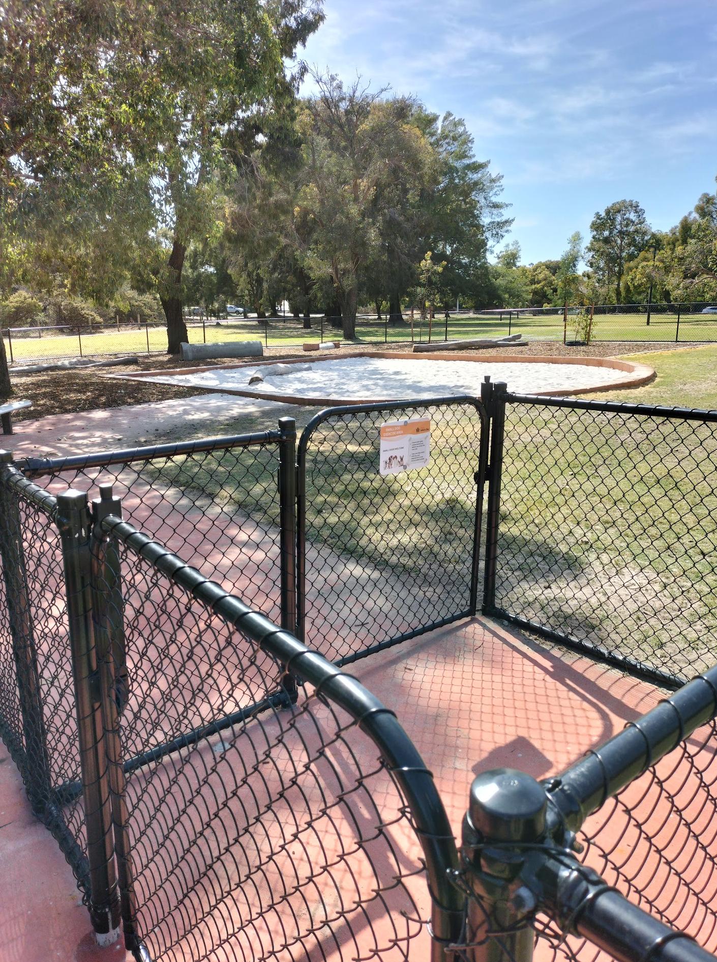 Piney Lakes Reserve Public Toilets