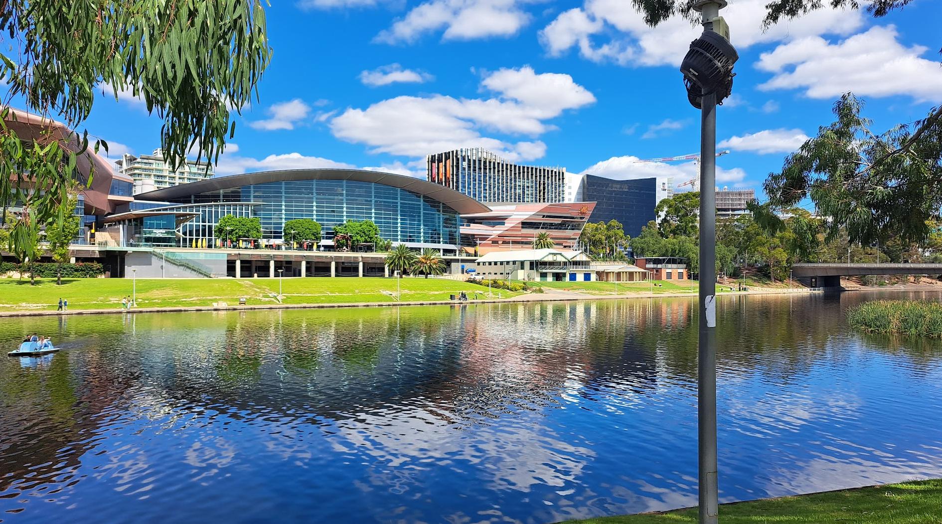 Adelaide Oval / Tarntanya Wama (Park 26)