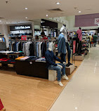 Shoppers Stop