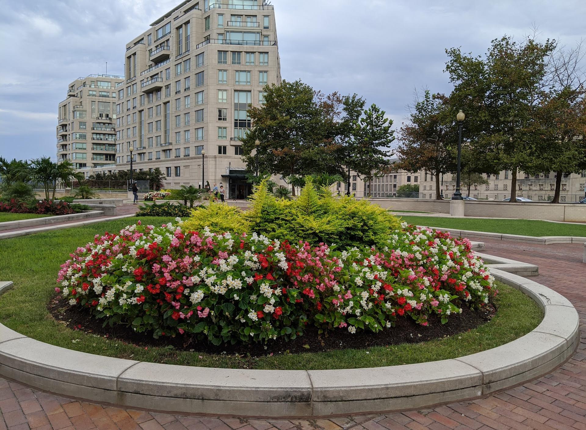 Maryland Avenue Linear Park