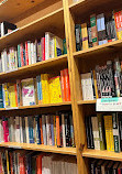 Powell's Books at Cedar Hills Crossing