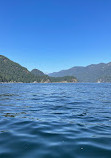 Deep Cove Kayak Centre